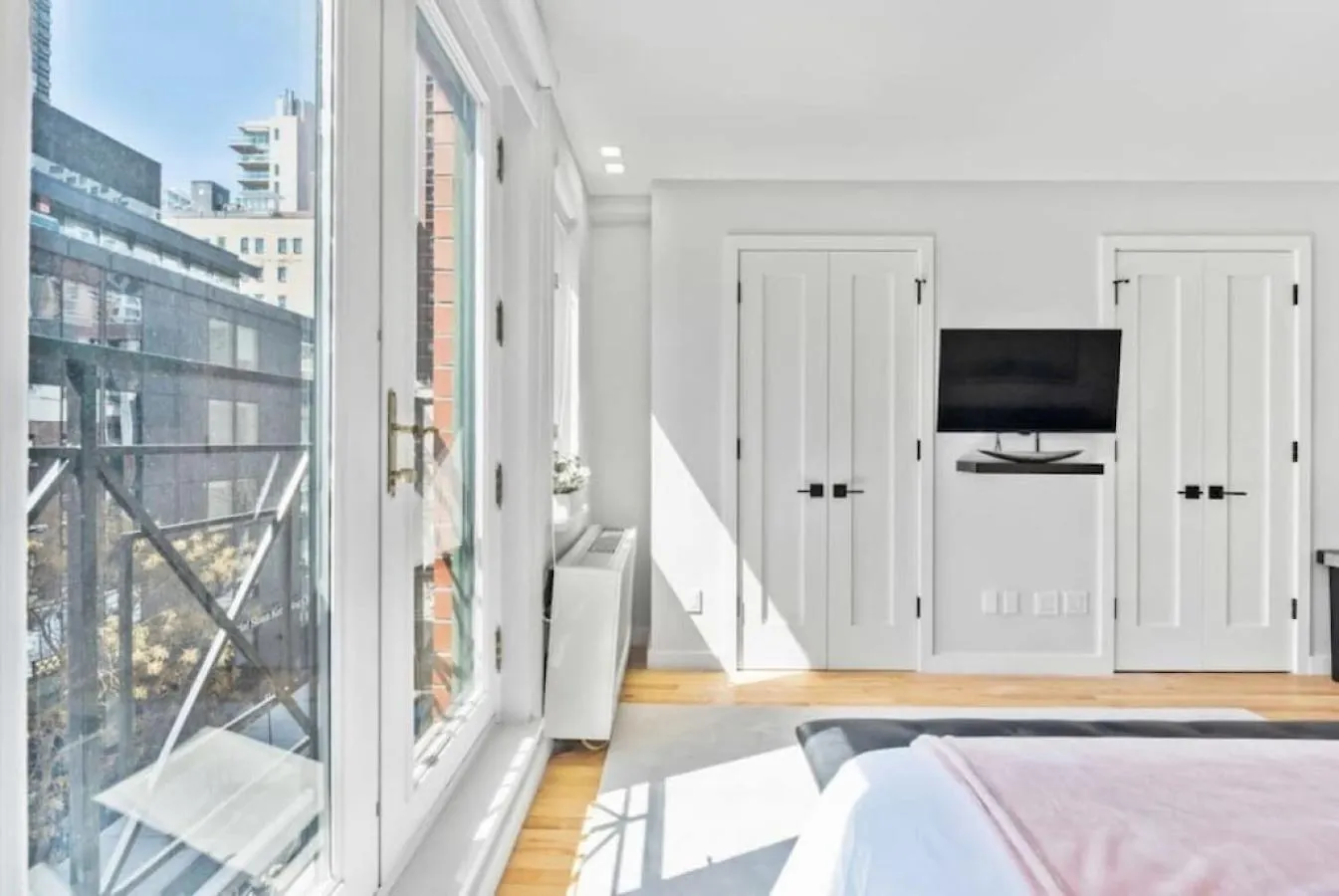 Ferienwohnung Luxe Studio With Charming Juliet Balcony New York