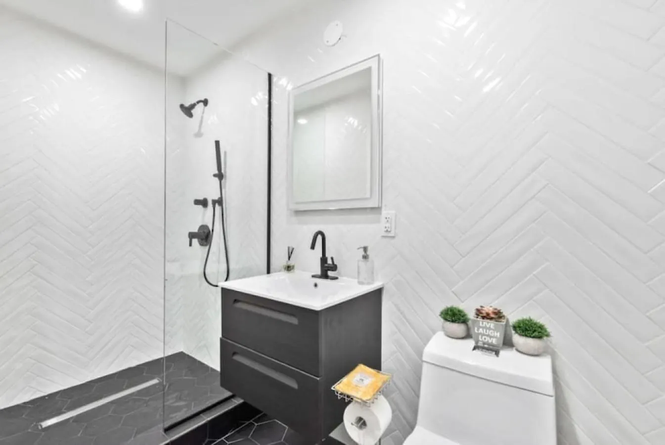Apartment Ferienwohnung Luxe Studio With Charming Juliet Balcony New York