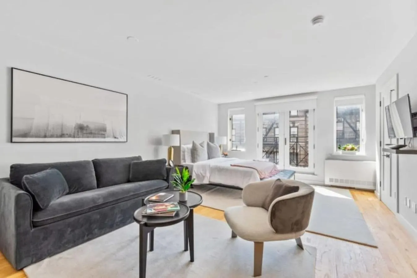 Luxe Studio With Charming Juliet Balcony Apartment New York United States